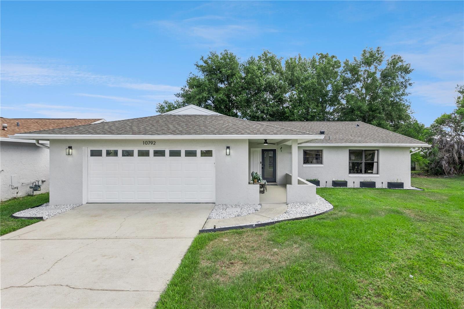 10792 LAZY LAKE DRIVE
