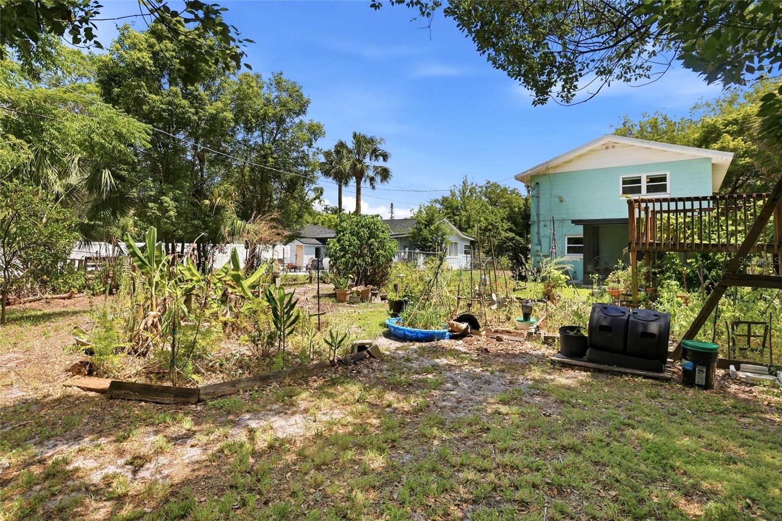 Photo 33