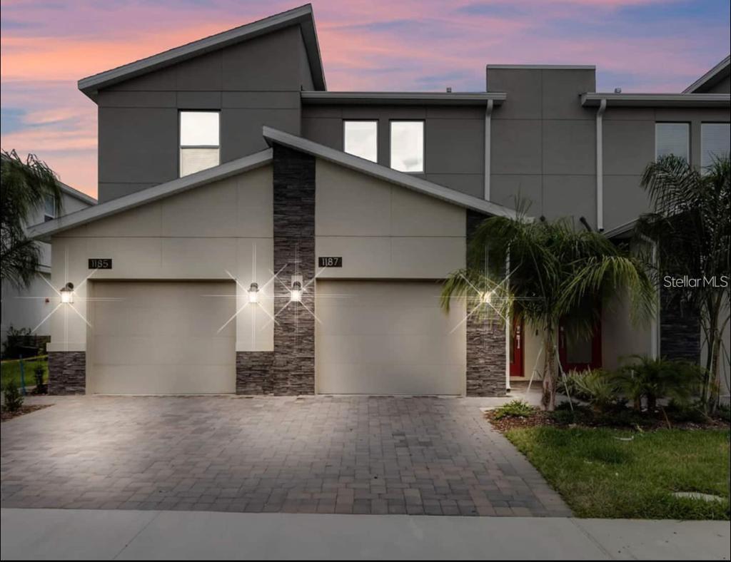 1139 DROP LANE