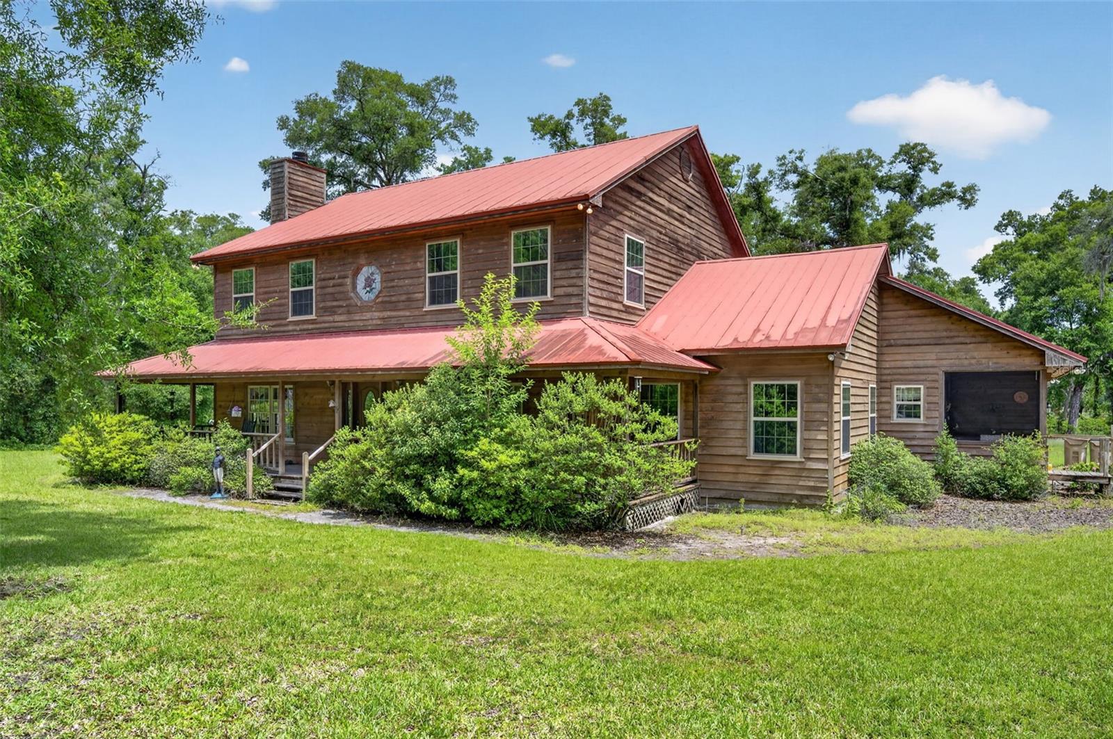Listing photo 3 for 20621 Shady Oak Ln