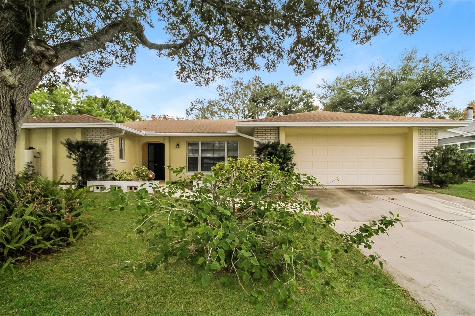 745 LITTLE WEKIVA CIRCLE