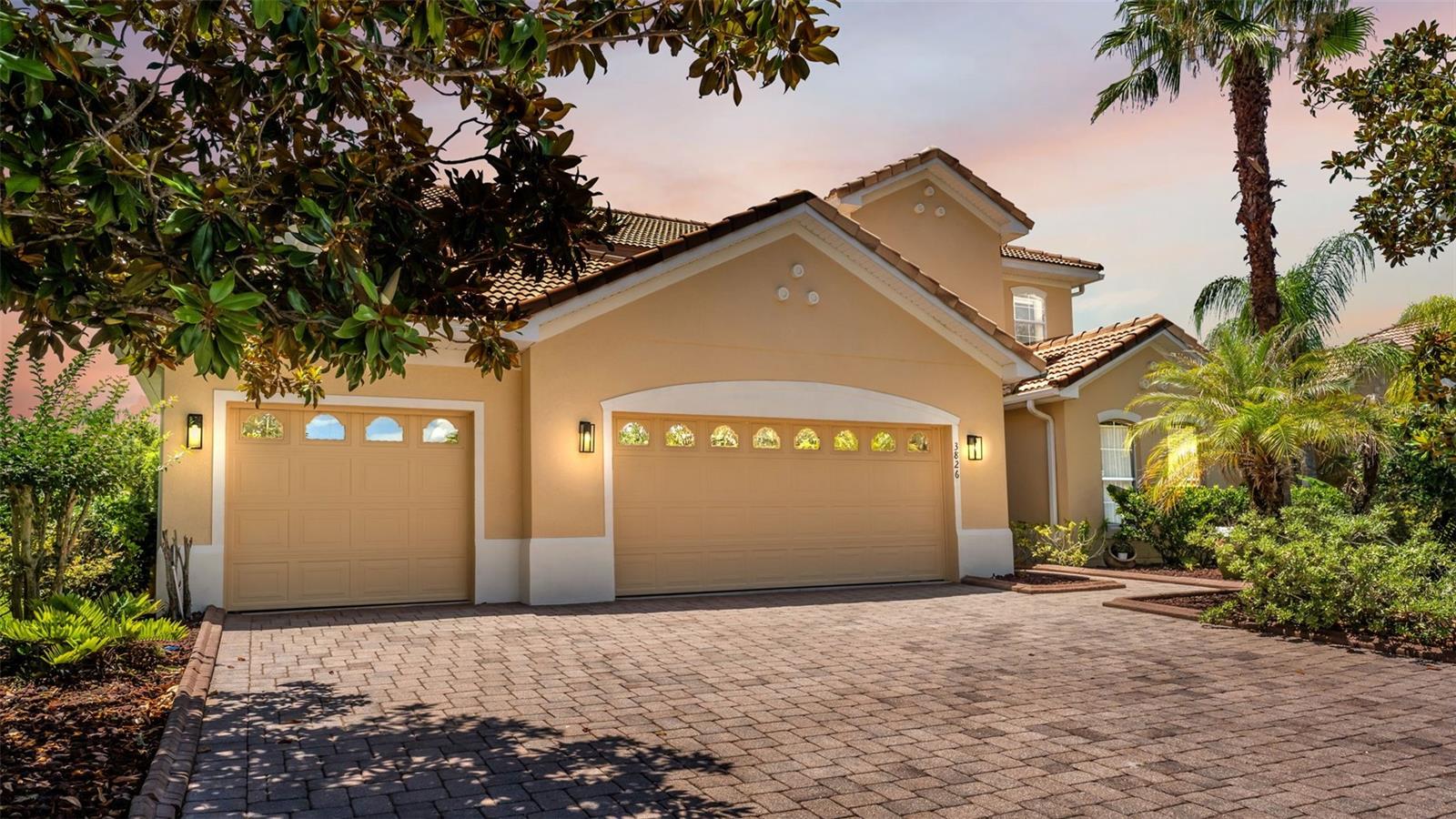 3826 GOLDEN FEATHER WAY