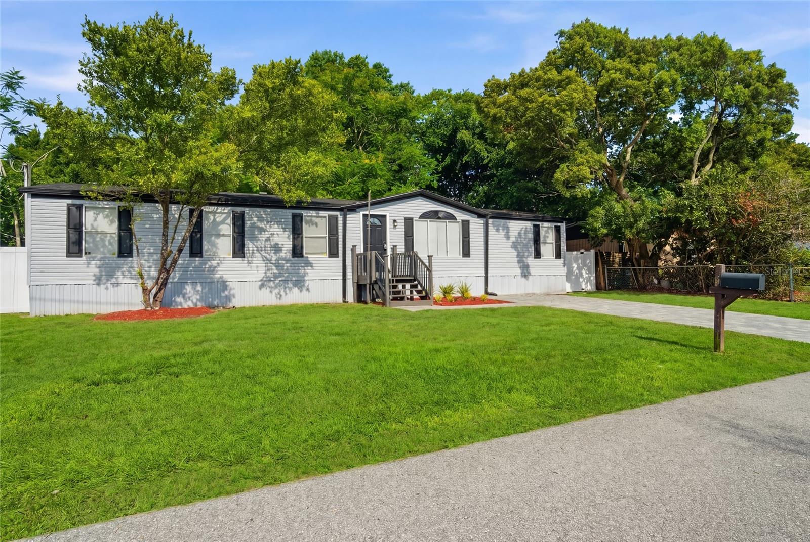 4519 MOBILAIRE DRIVE