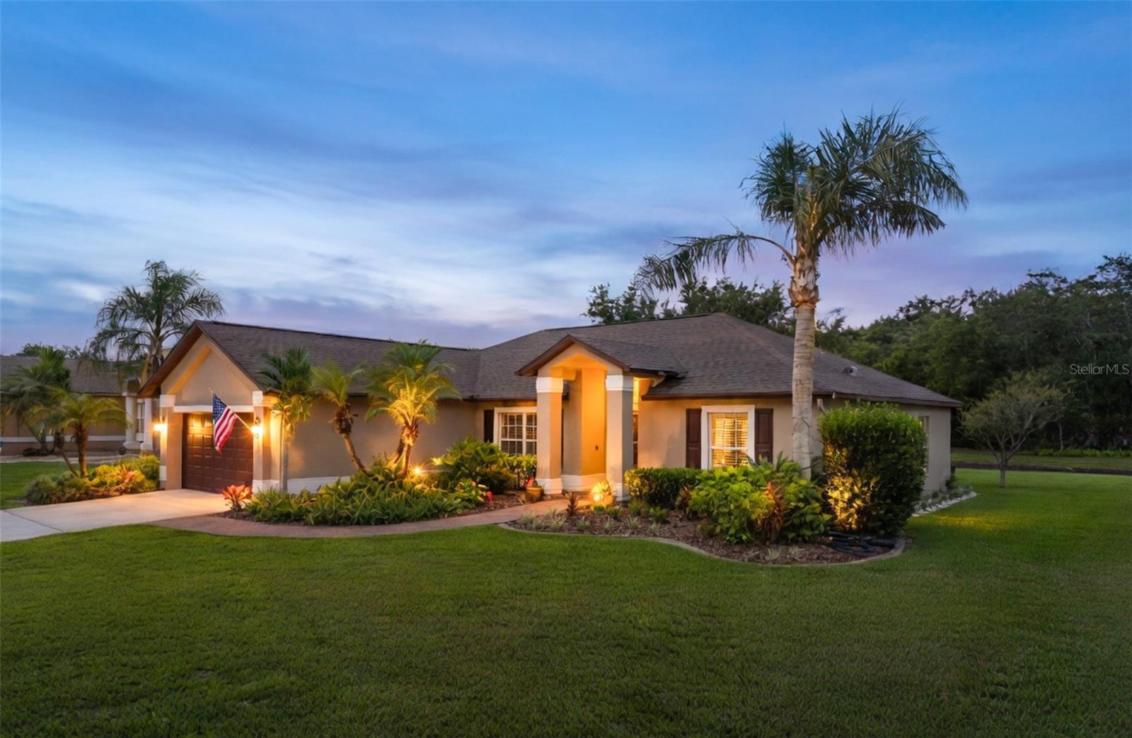 1910 BIG CYPRESS DRIVE