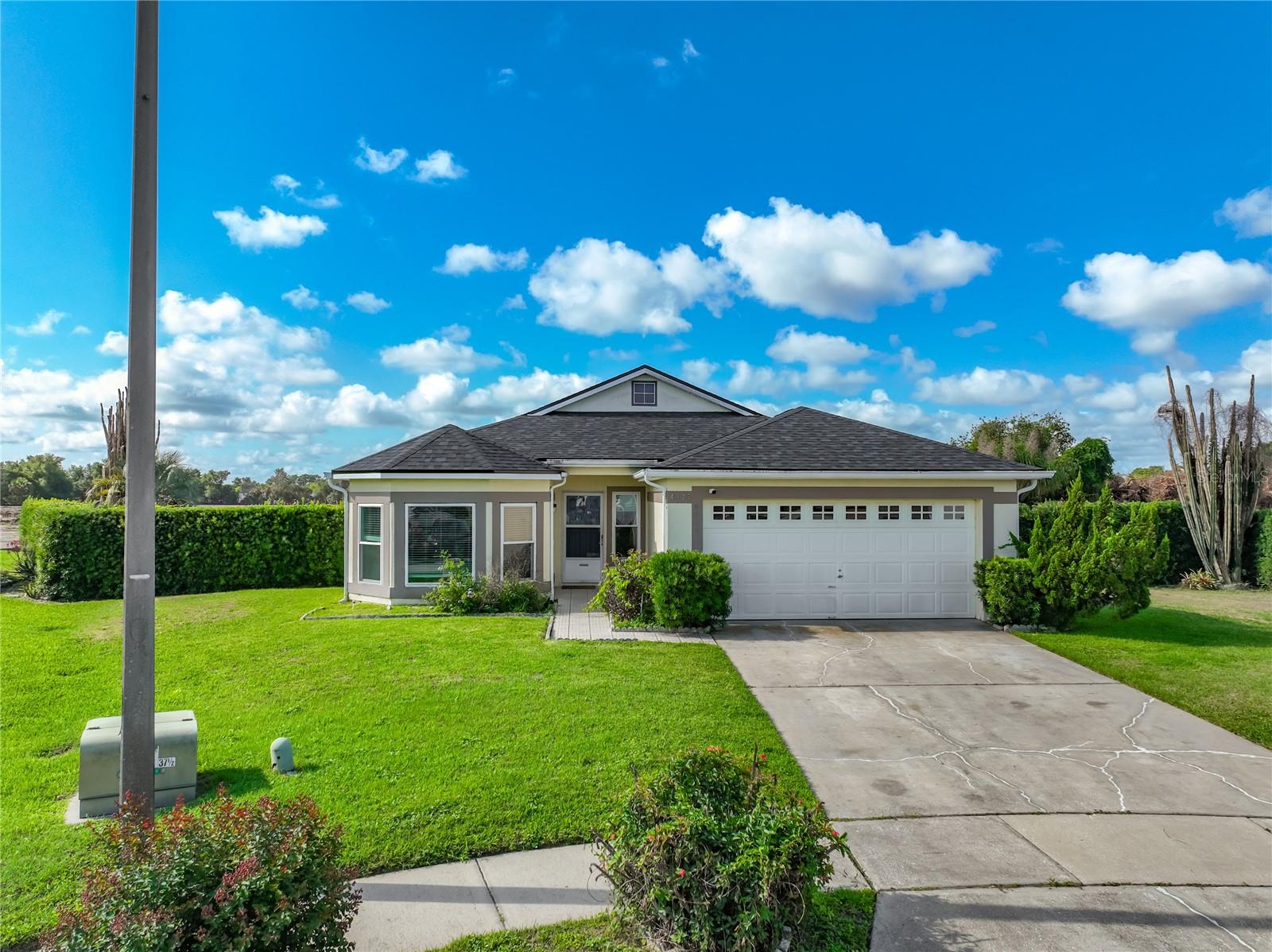 4825 HIGHRIDGE COURT