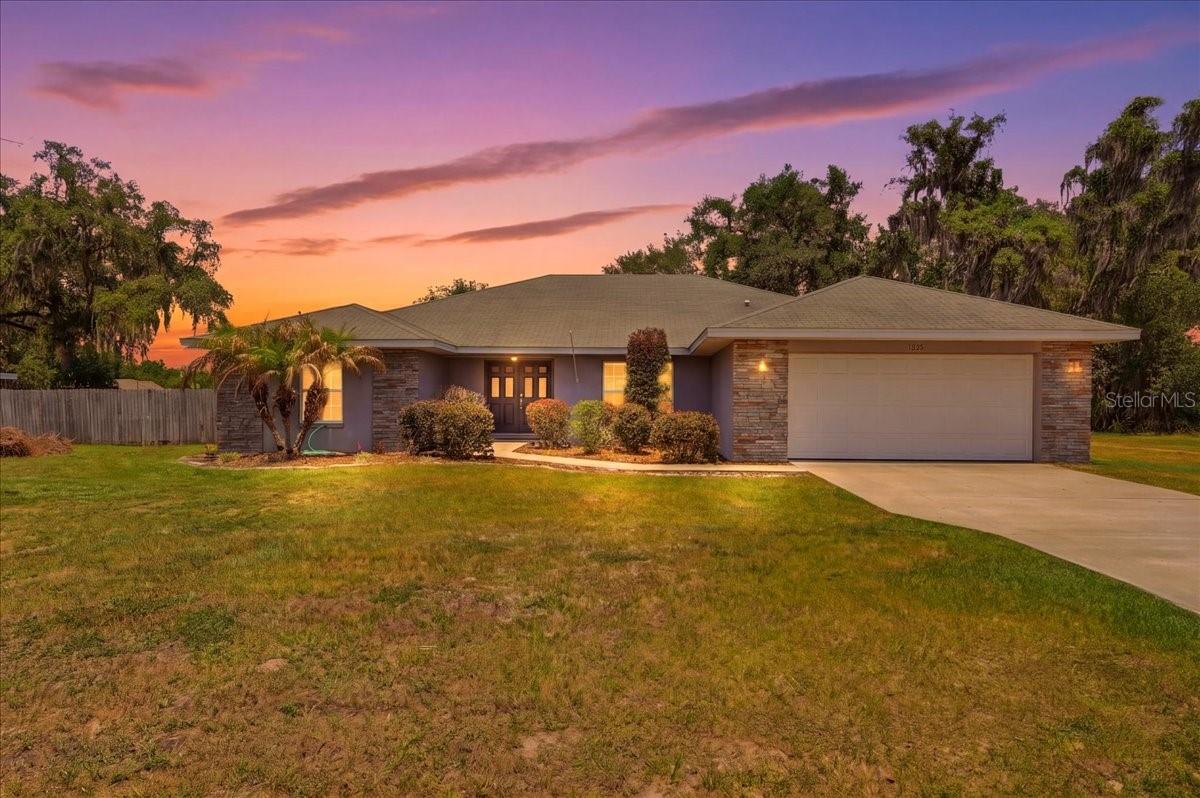 Listing photo 2 for 1233 Parker Rd