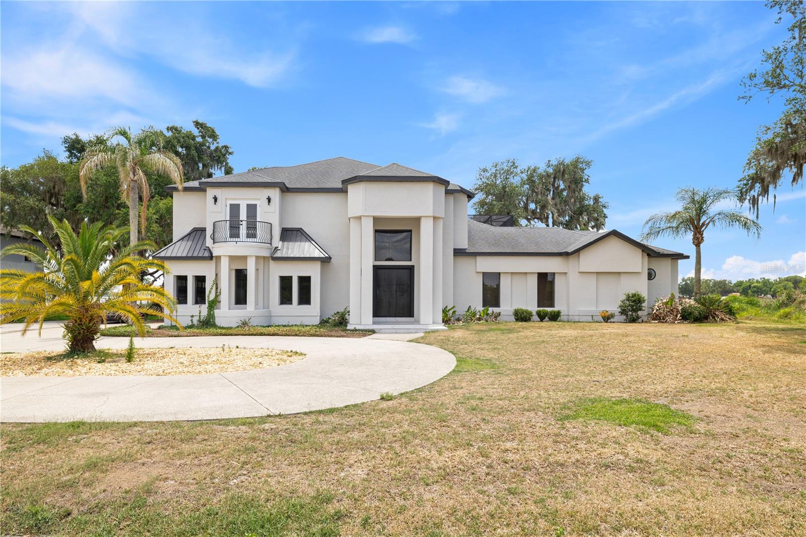 Listing photo 2 for 10640 Lake Minneola Shrs