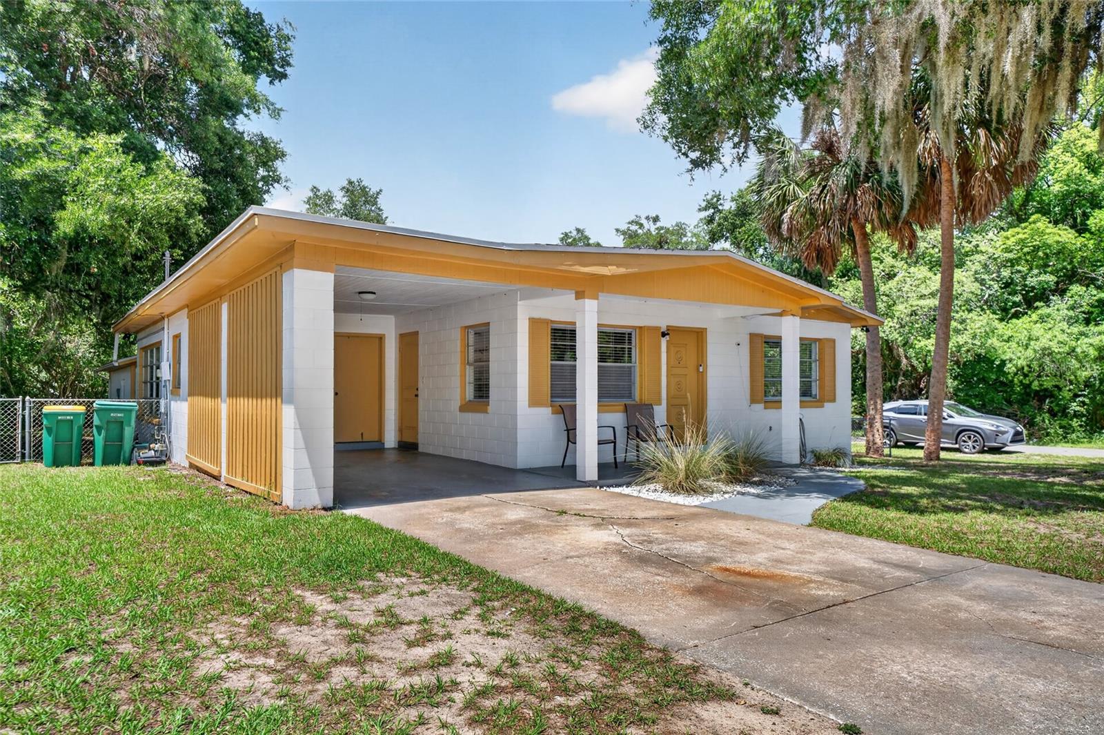 Listing photo 3 for 529 E Gottsche Ave
