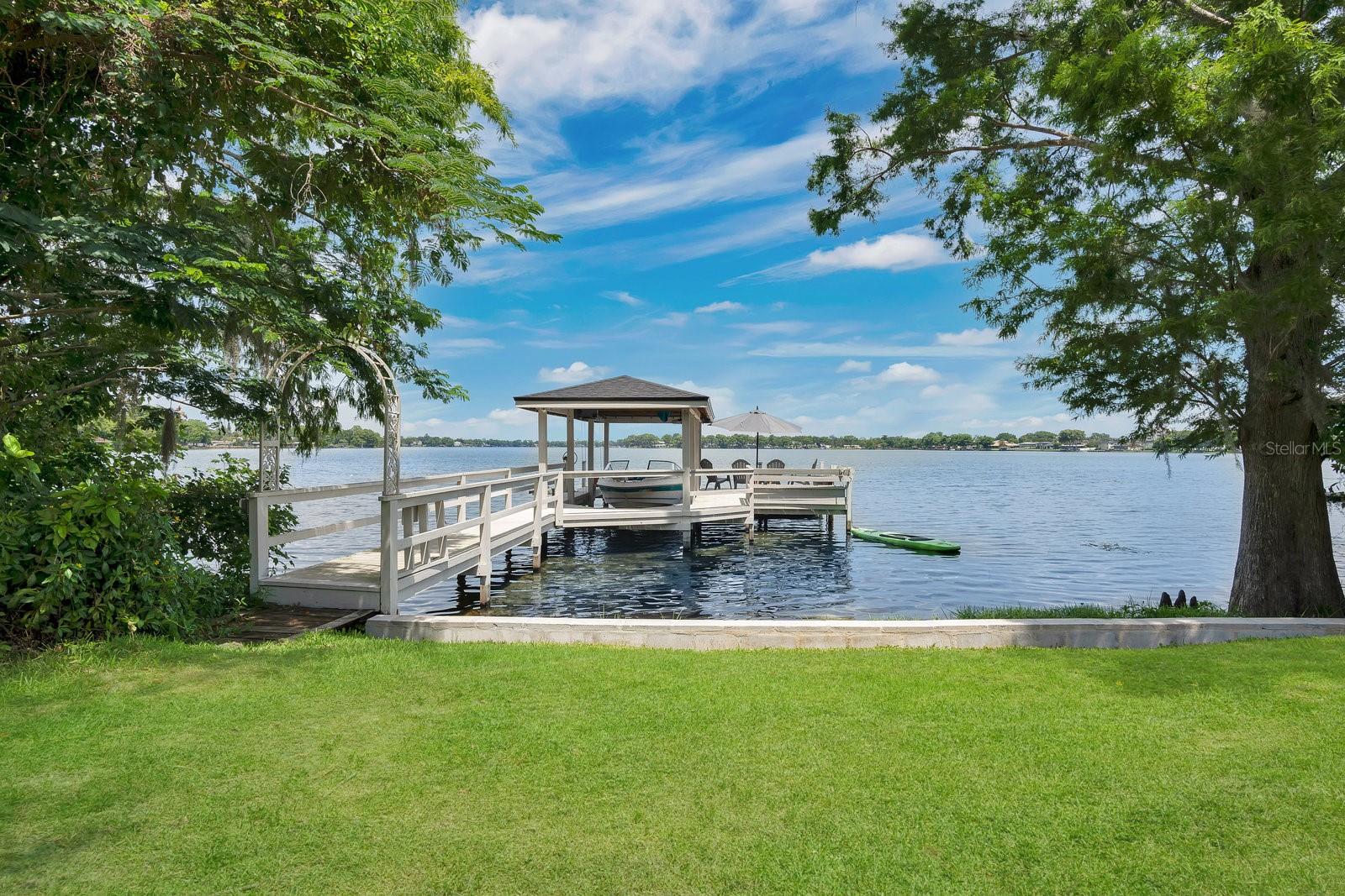 300 KILLARNEY DRIVE