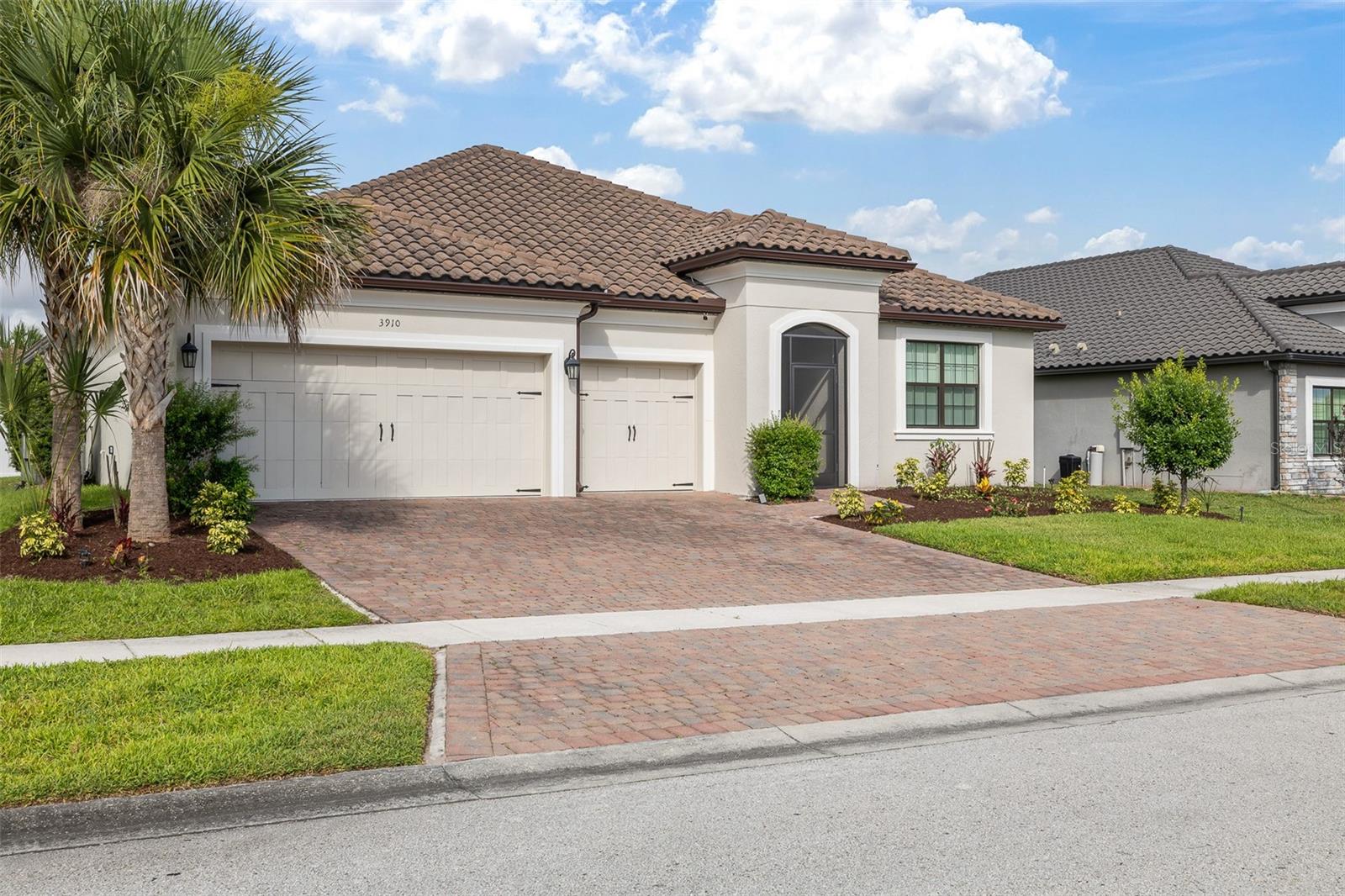 3910 REDFIN PLACE