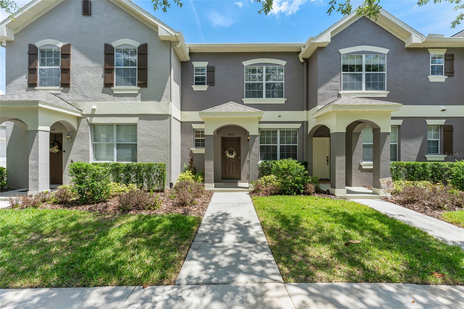 12555 CRUXBURY DRIVE