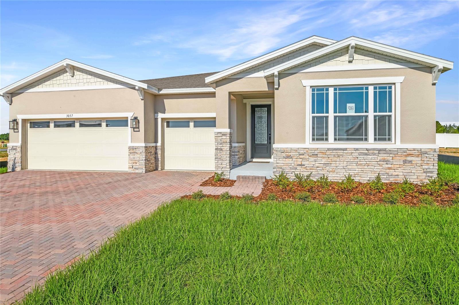 Listing photo 2 for 3037 Woodcliff Lake Cir