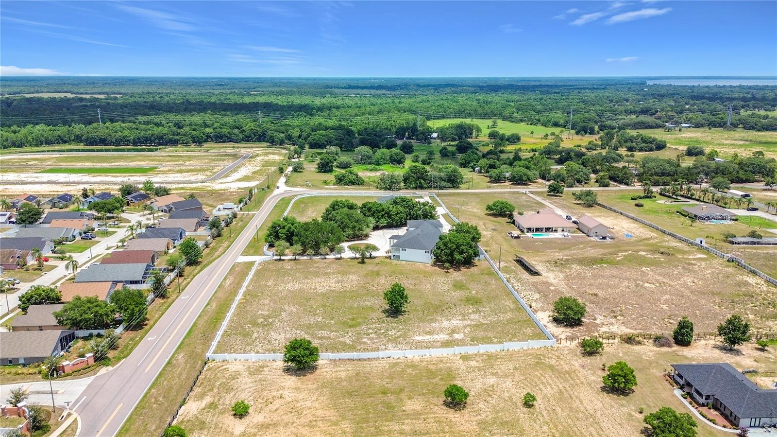 Listing photo 3 for 7925 Lake Mabel Loop Rd