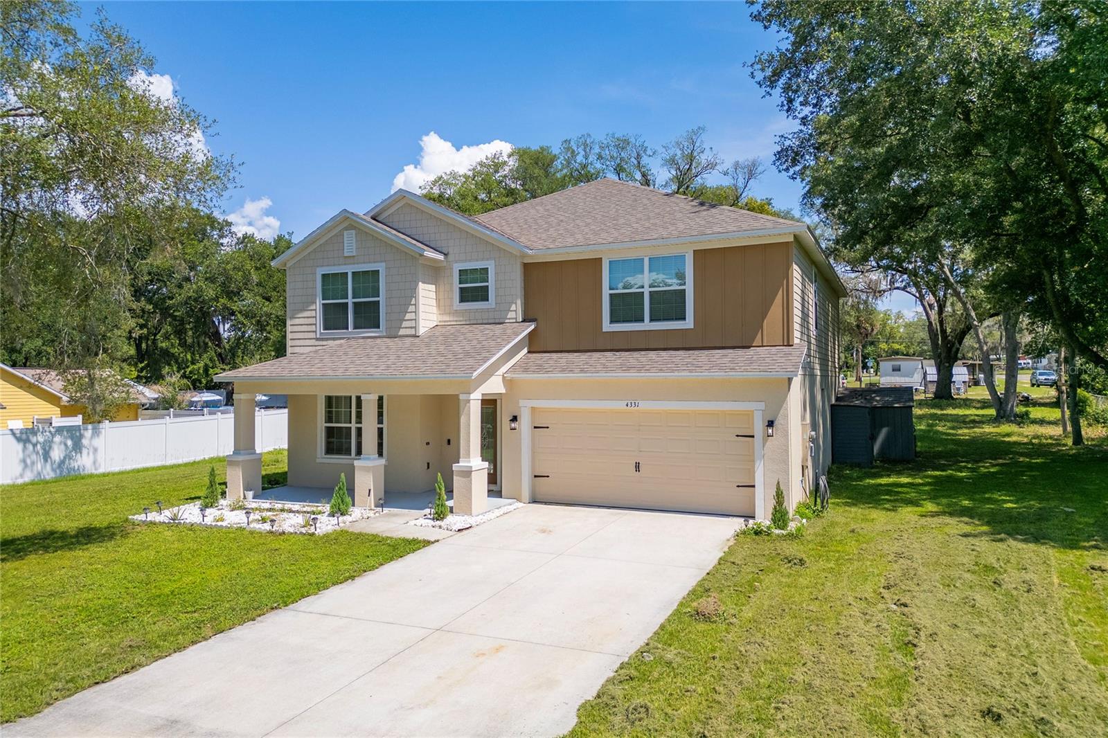 Listing photo 2 for 4331 Wayne Rd