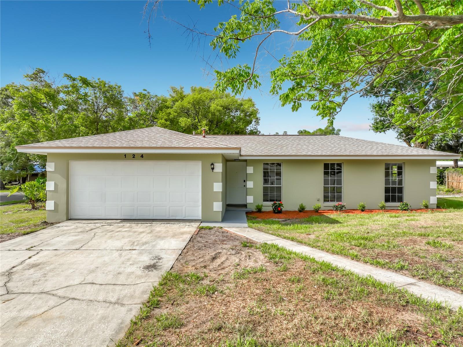 124 HOLLYHOCK DRIVE