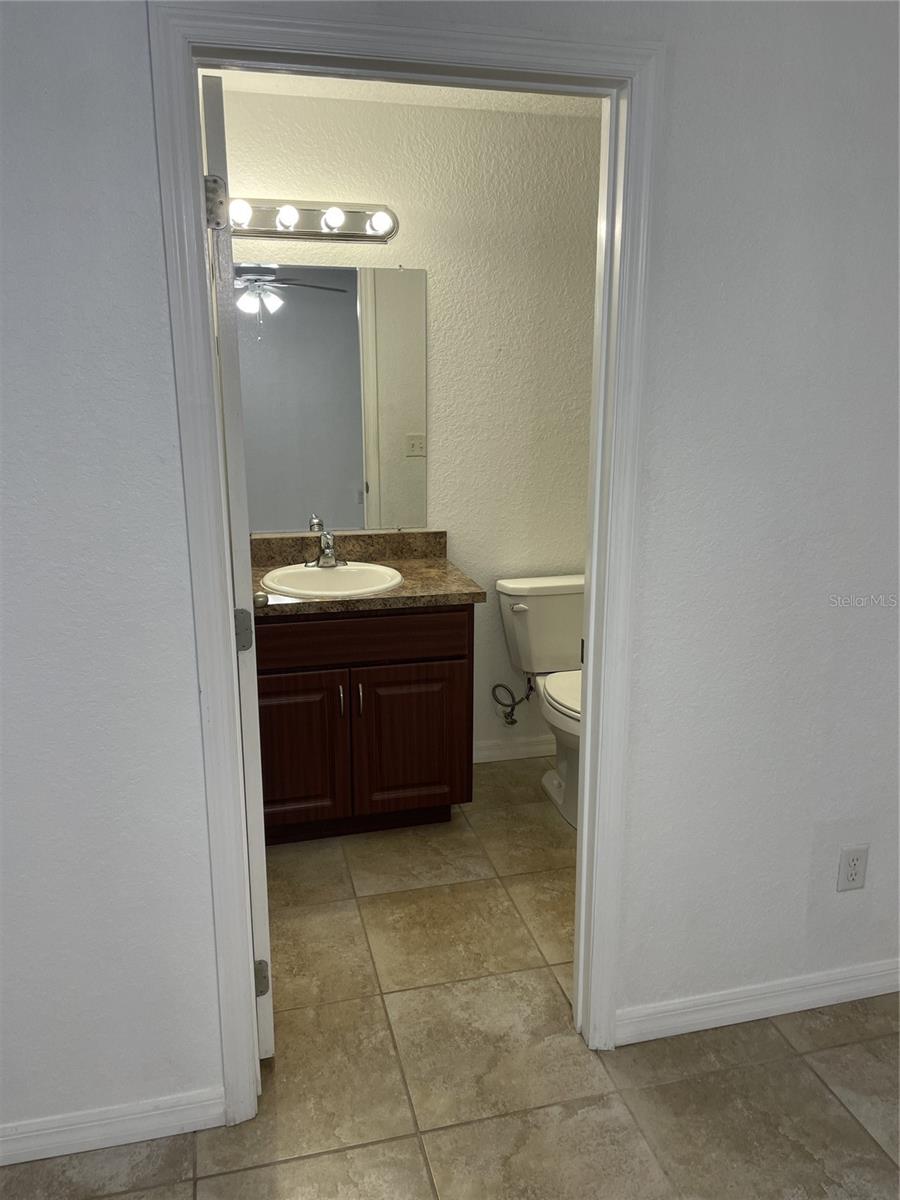 Photo 43