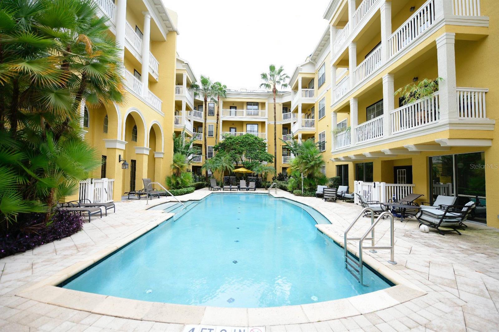 860 N ORANGE AVENUE Unit 213