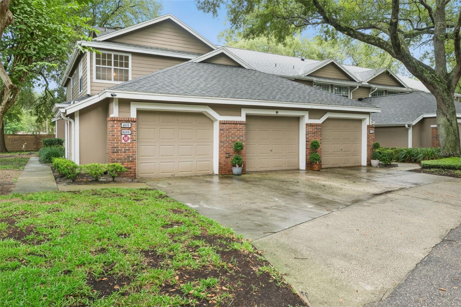 683 POST OAK CIRCLE Unit 105
