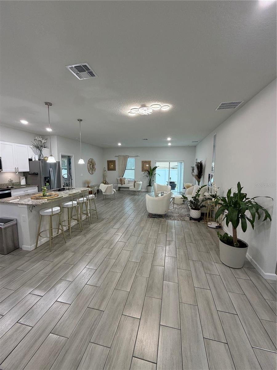 Listing photo 3 for 146 Flatfish Ct