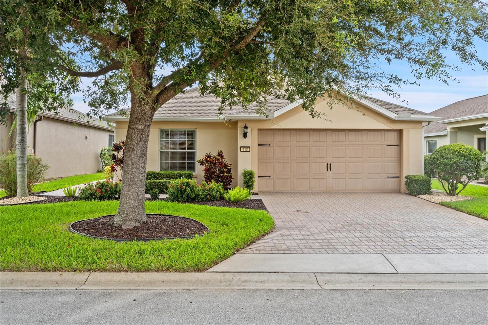 Listing photo 2 for 418 Del Sol Ave