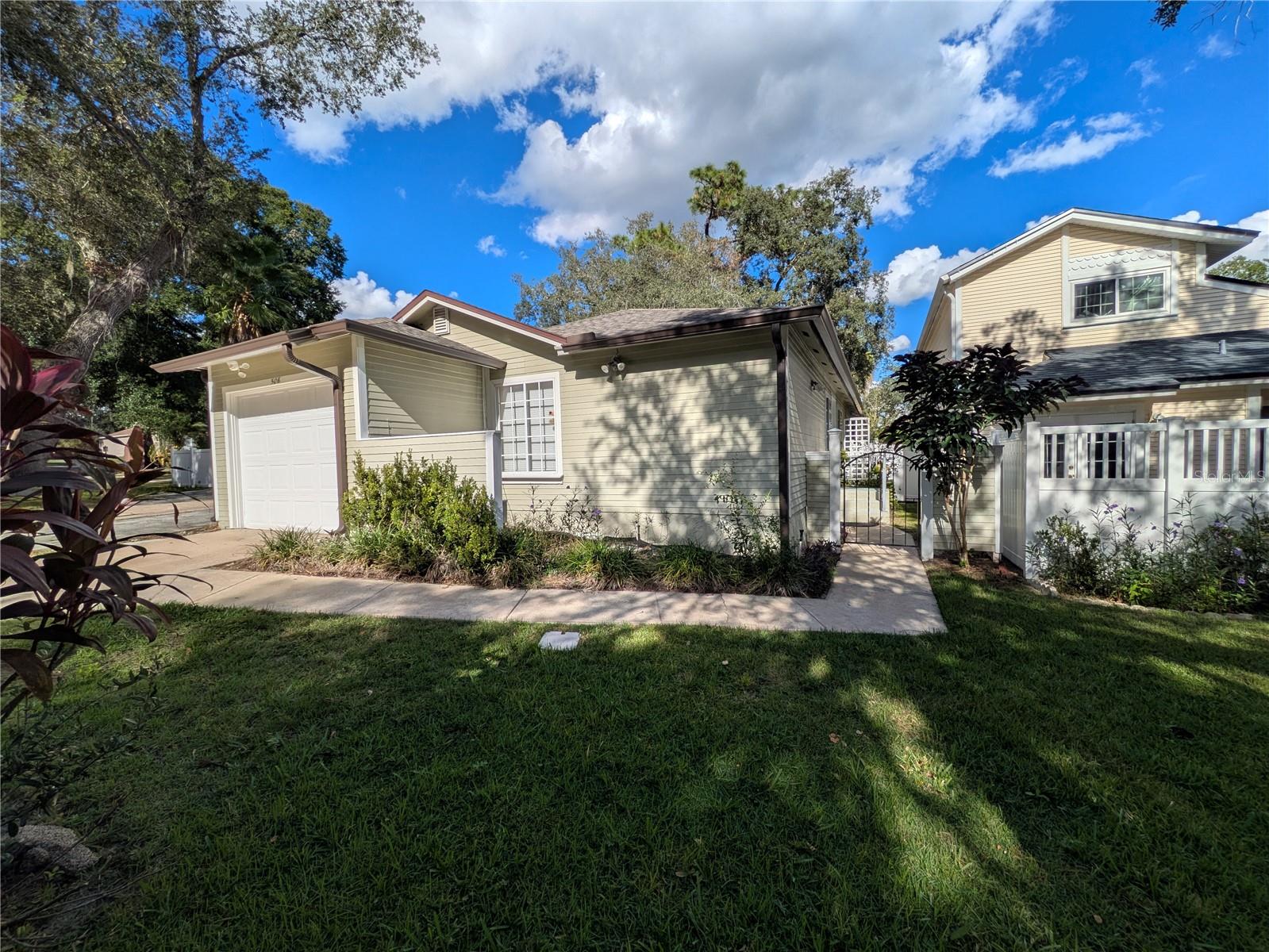 506 HARVARD PLACE