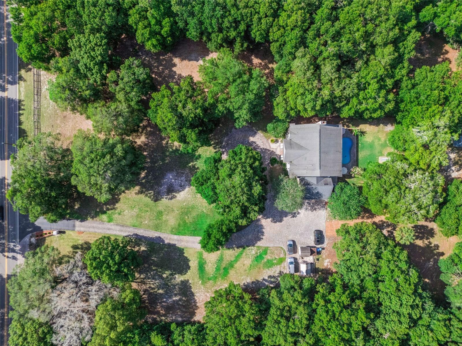 4275 ROUND LAKE ROAD