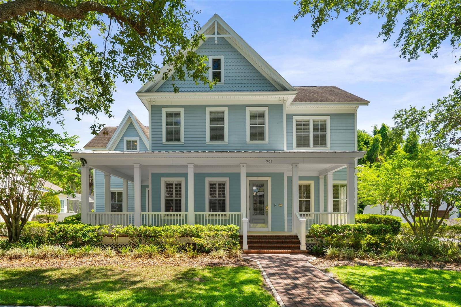 907 WESTPARK DRIVE