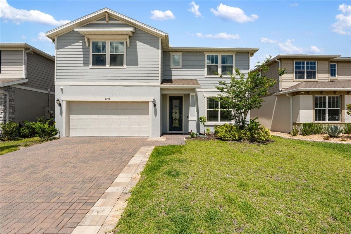 Listing photo 1 for 2712 Timbergrove St