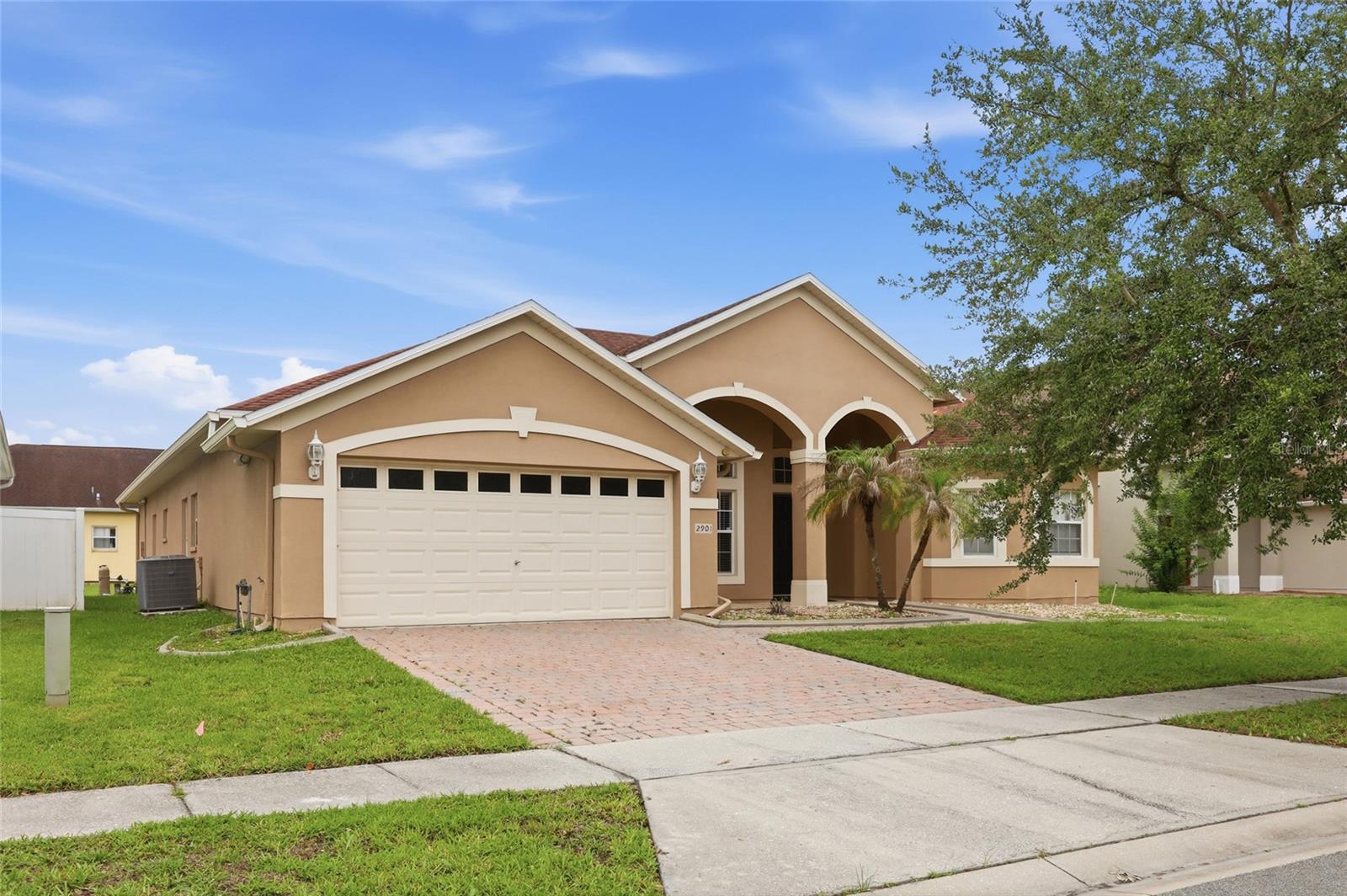 2901 SWEETSPIRE CIRCLE