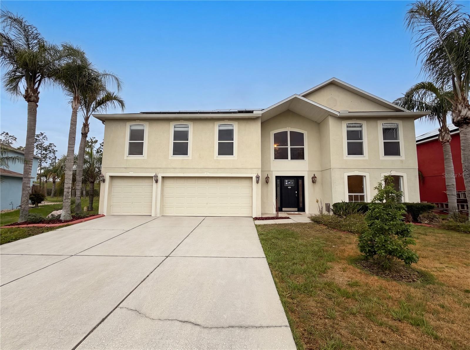 Listing photo 1 for 3312 White Blossom Ln