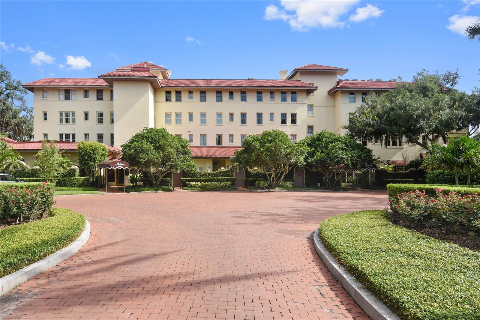 1600 ALABAMA DRIVE Unit 402