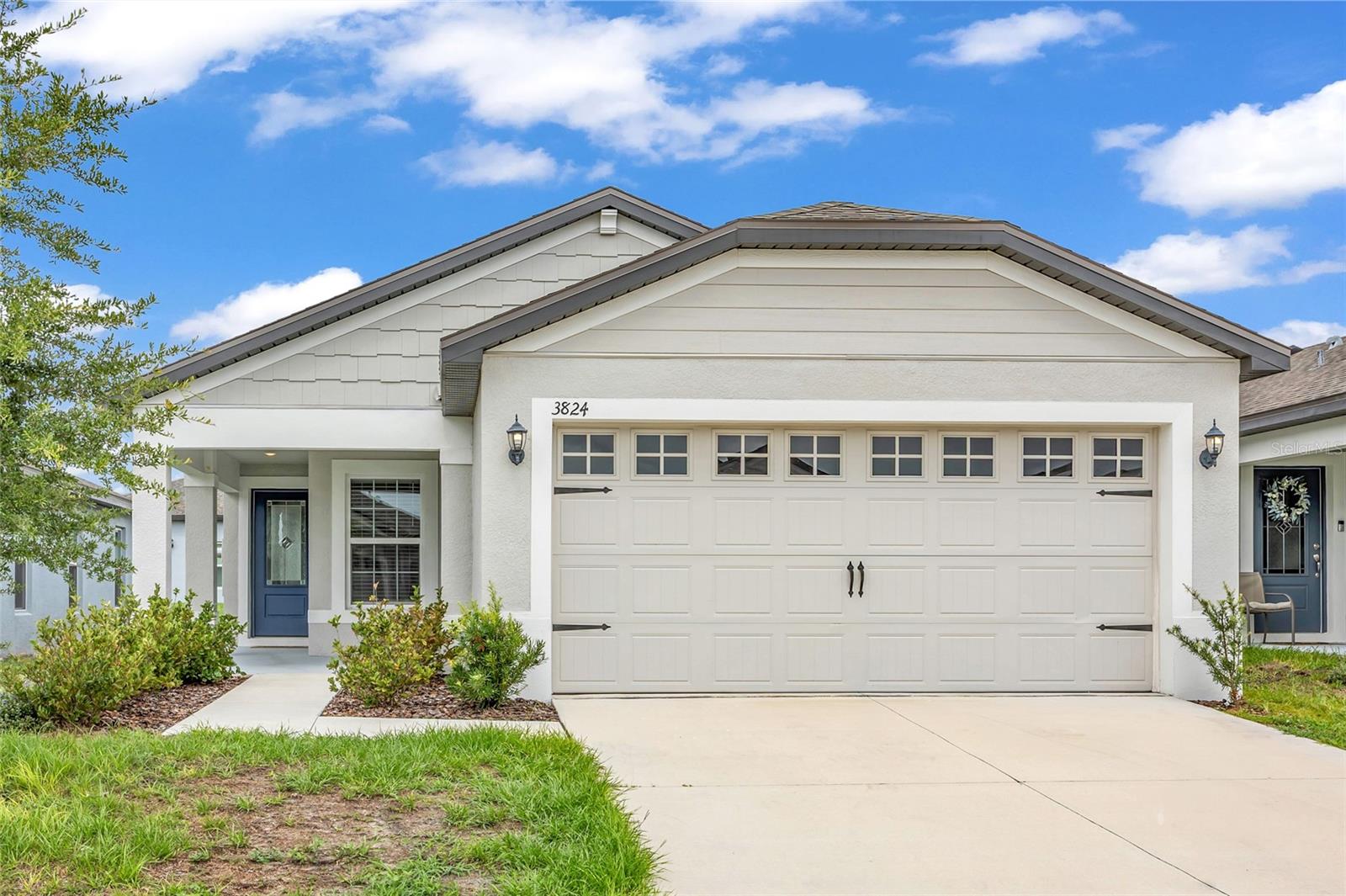 Listing photo 1 for 3824 Corsican Pl