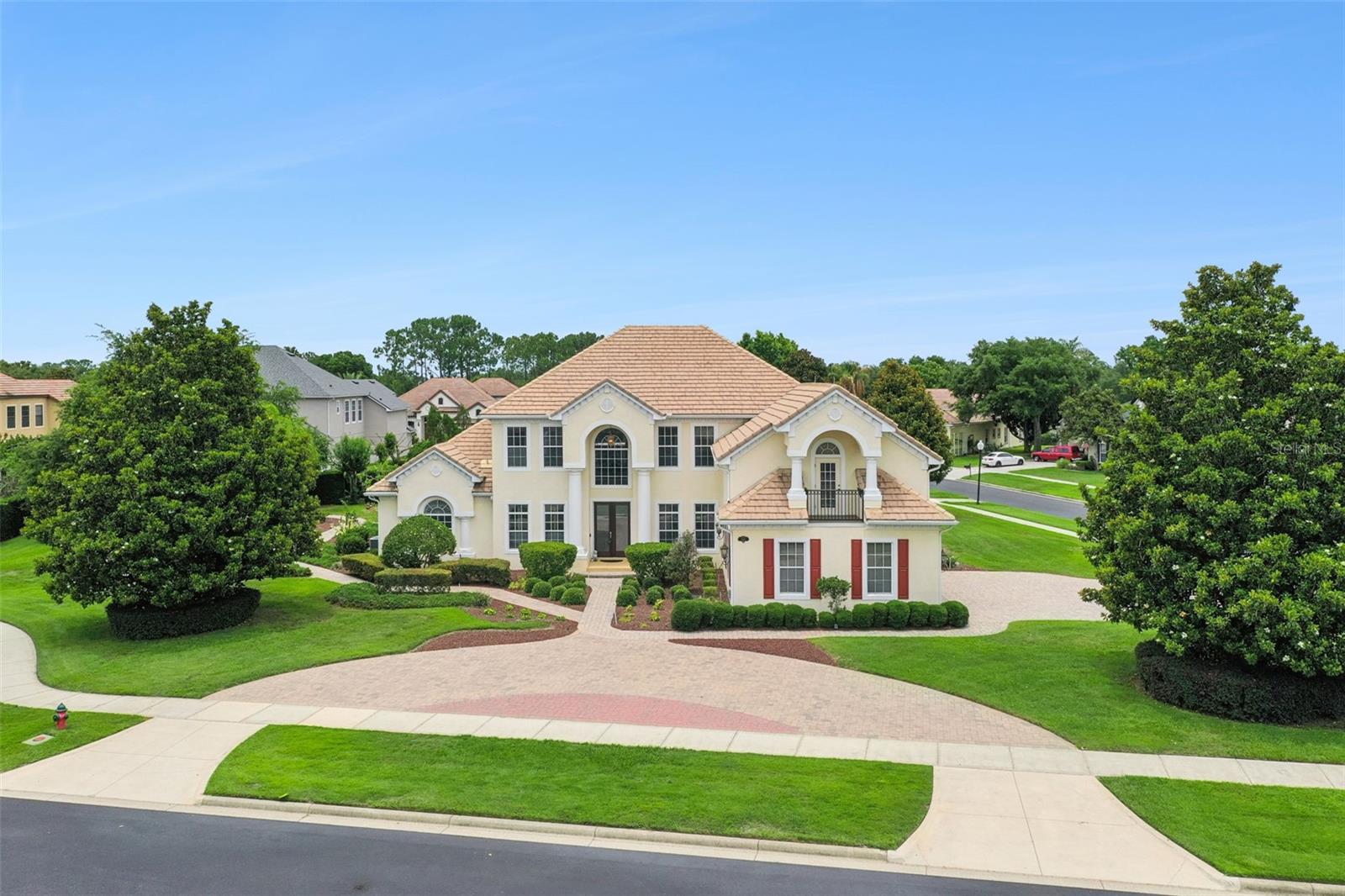 Listing photo 1 for 1692 Orange Thorpe Ln