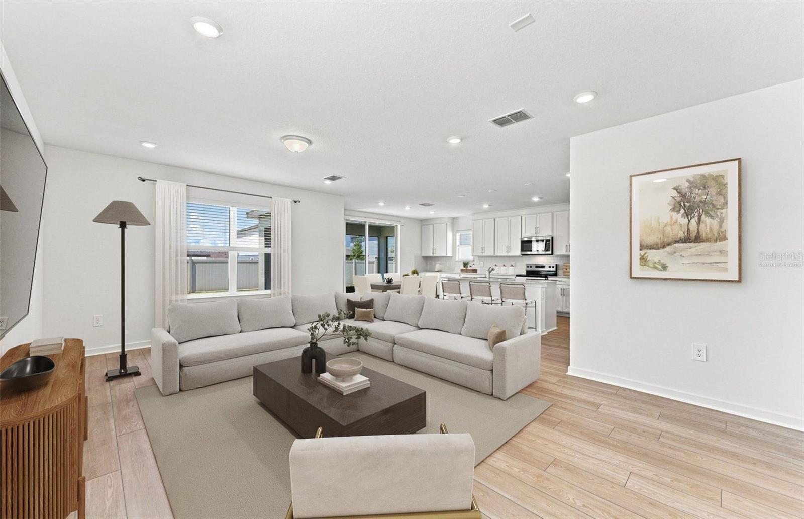 Listing photo 2 for 1436 Hamilton Way