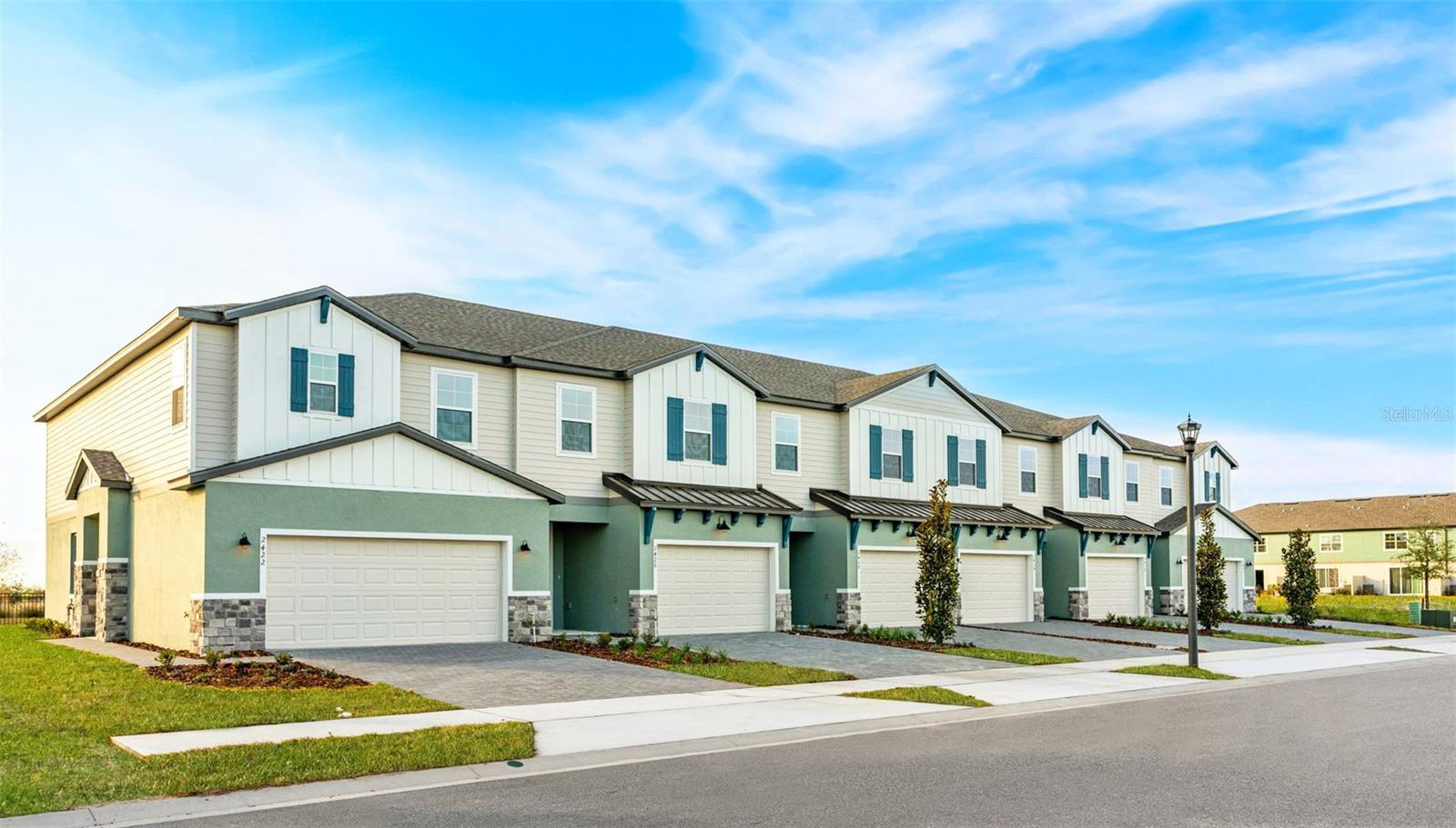 1117 ORANGE TRAILSIDE WAY