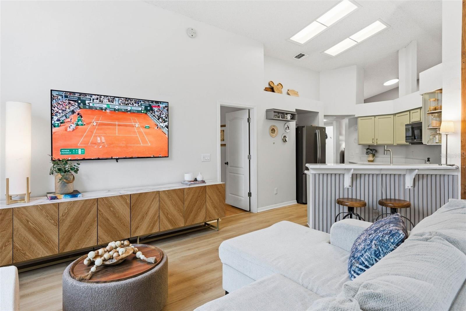 Photo 38
