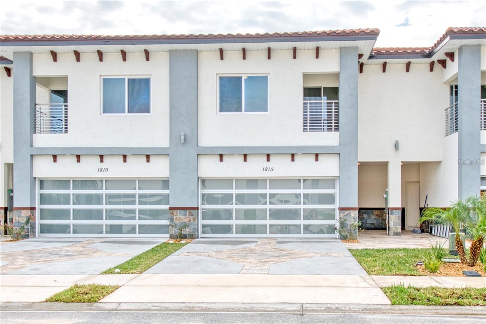 Listing photo 1 for 1815 Brentwood Ct