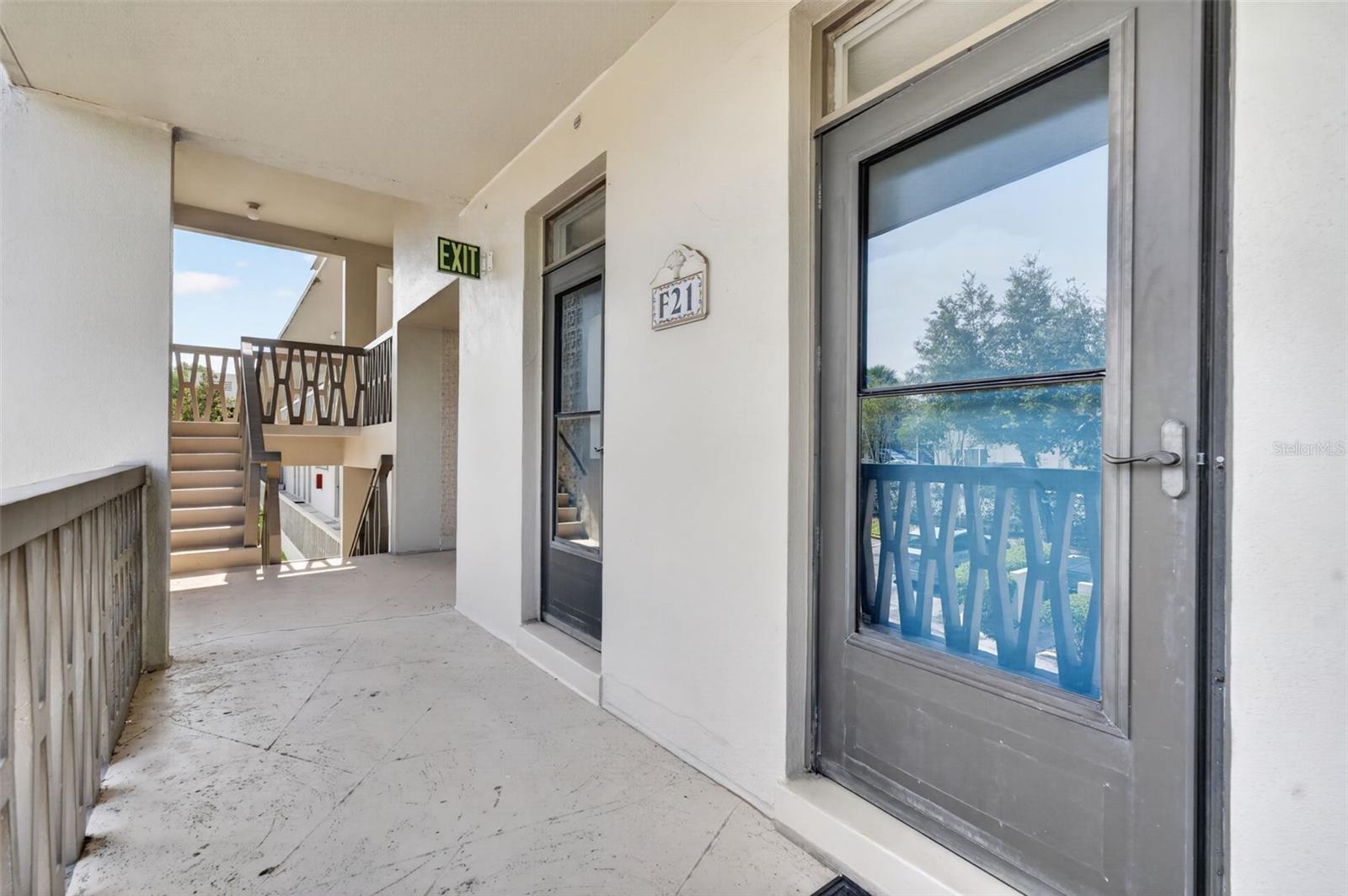 700 MELROSE AVENUE Unit F 21