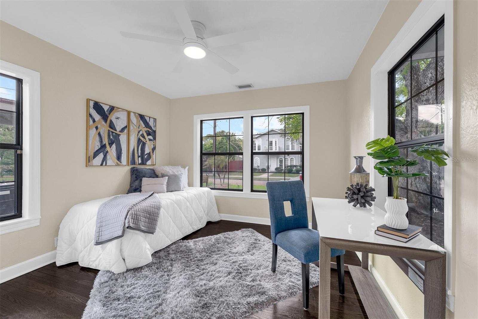 Photo 20