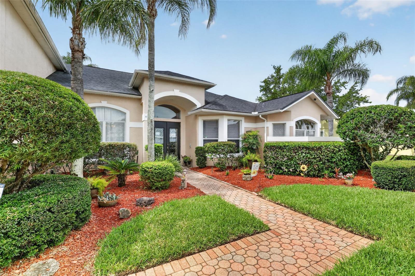 Listing photo 3 for 4552 Lake Calabay Dr