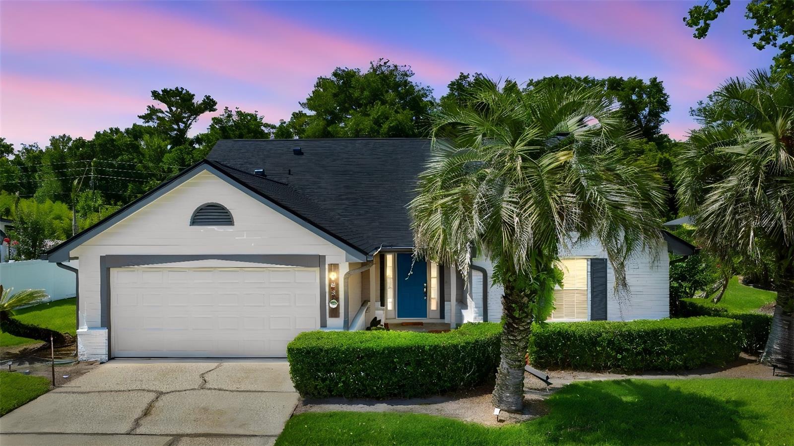 1055 CHESTERFIELD CIRCLE