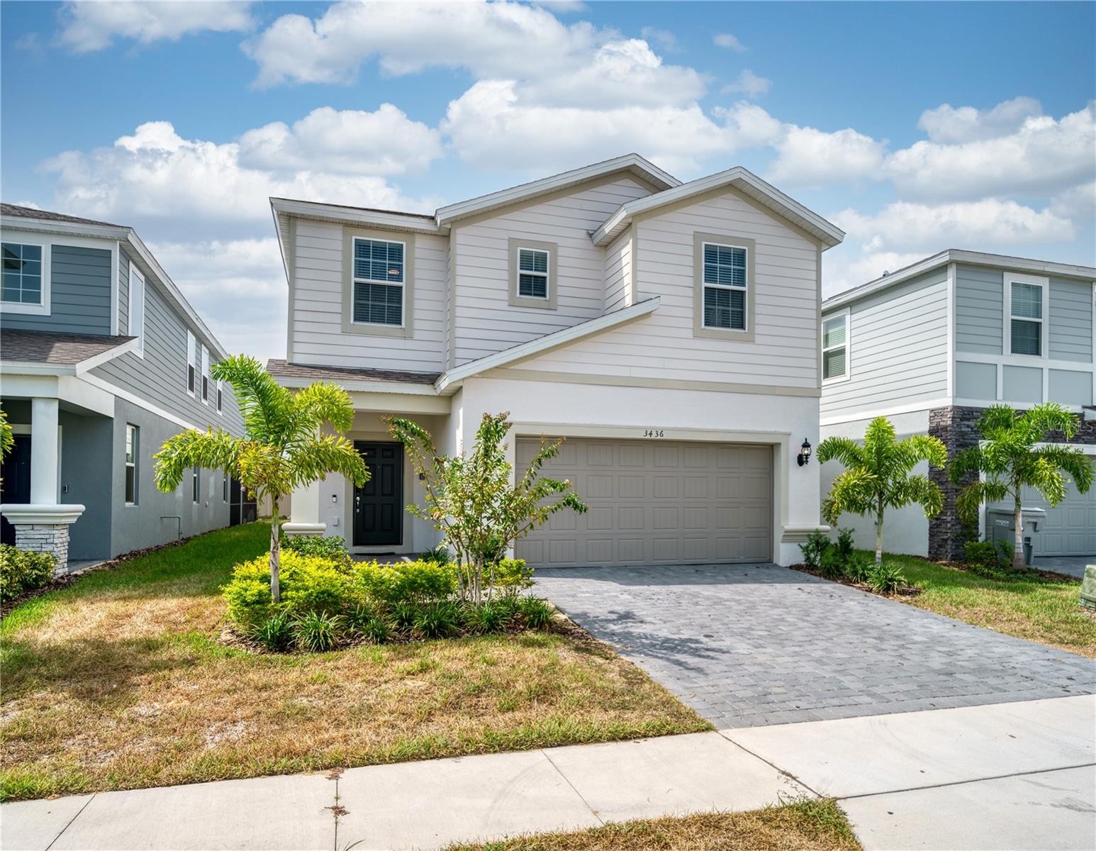 Listing photo 3 for 3436 Lilac Way