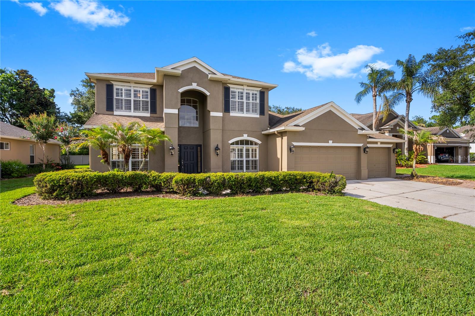 7402 WINDING LAKE CIRCLE