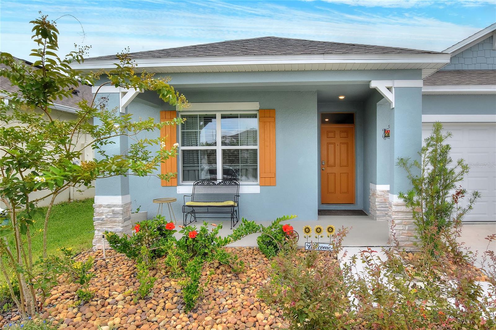 Listing photo 3 for 4981 Foxglove Cir