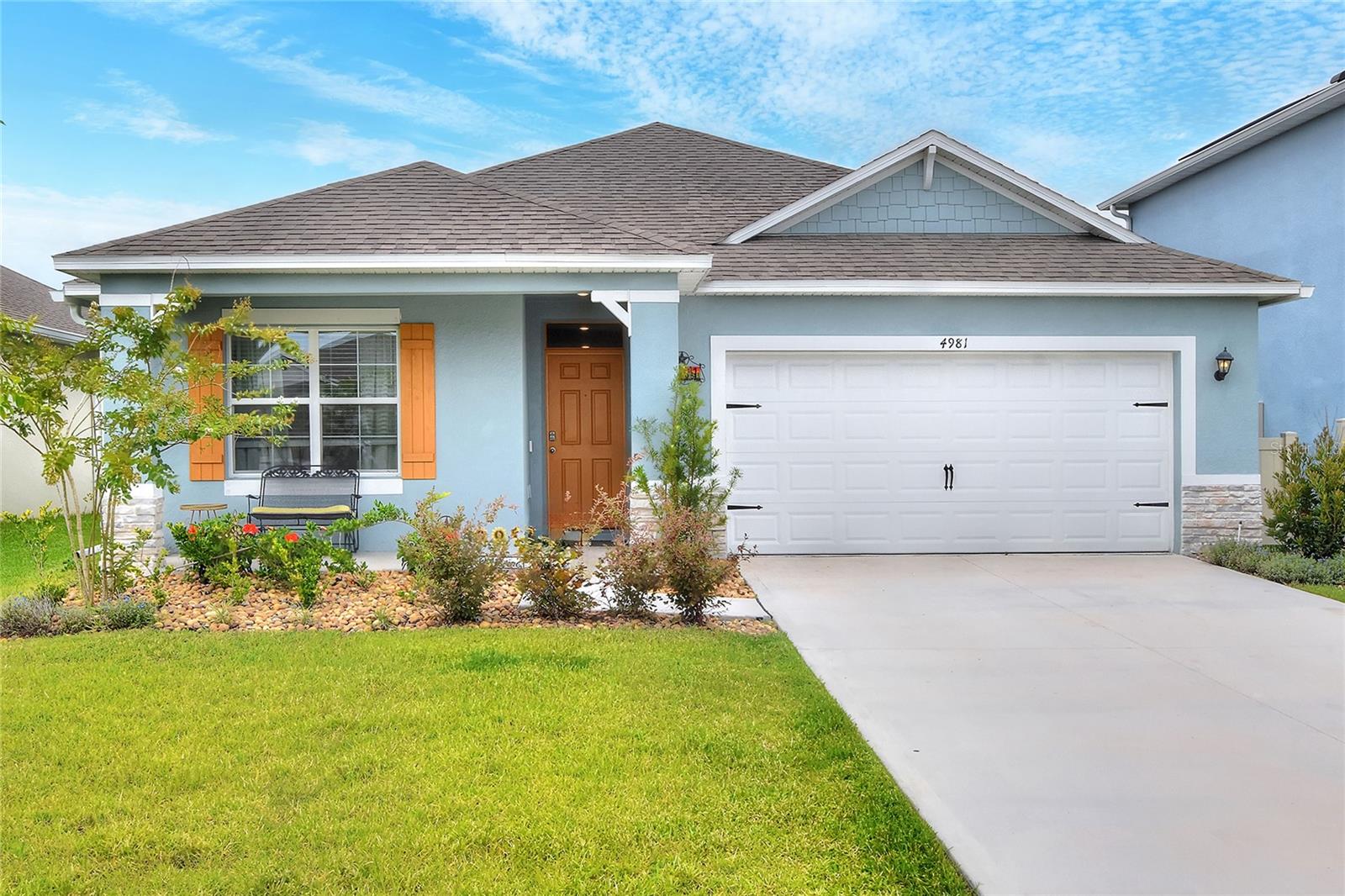 Listing photo 2 for 4981 Foxglove Cir