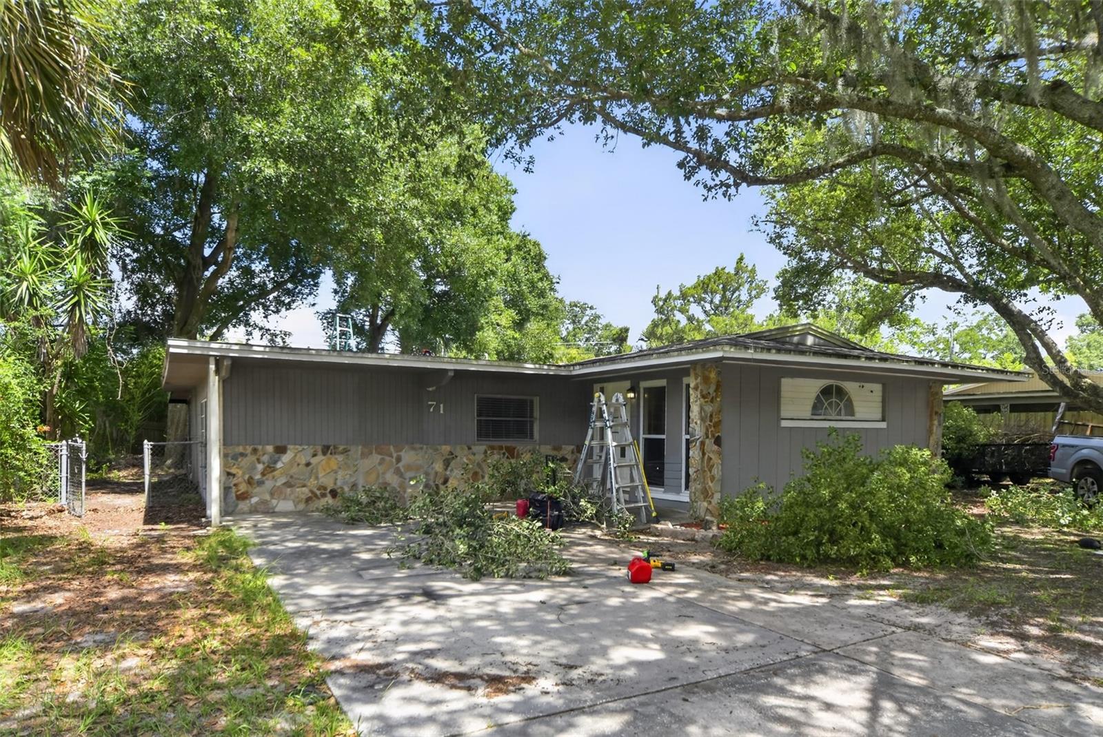 71 BOMBAY AVENUE