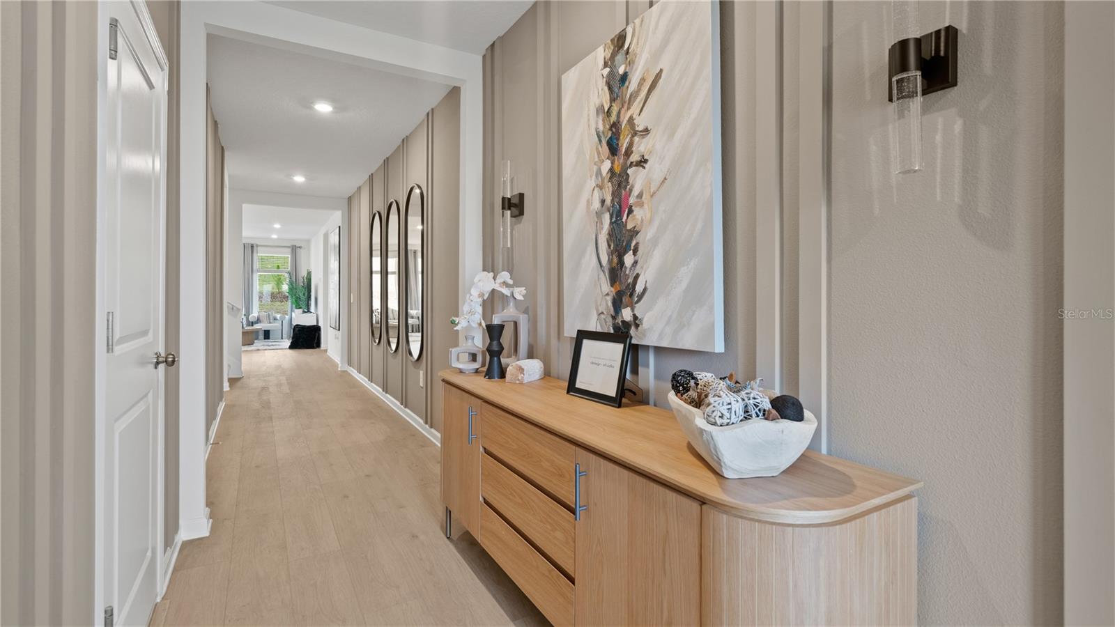 Listing photo 2 for 3121 Rockwood Way