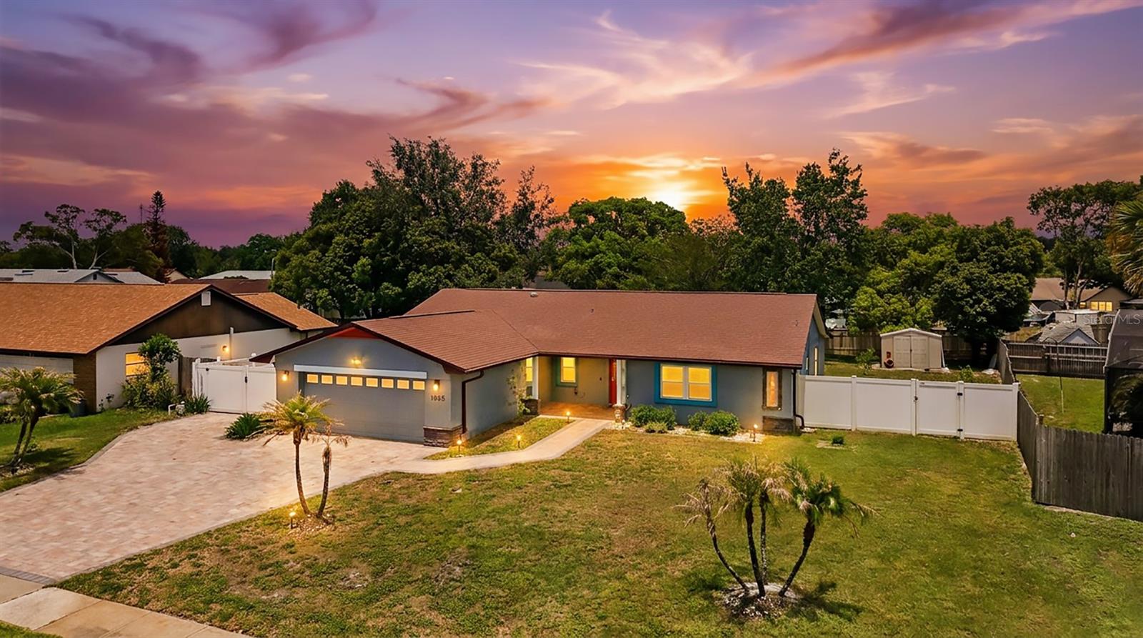 1055 PALOS VERDE DRIVE