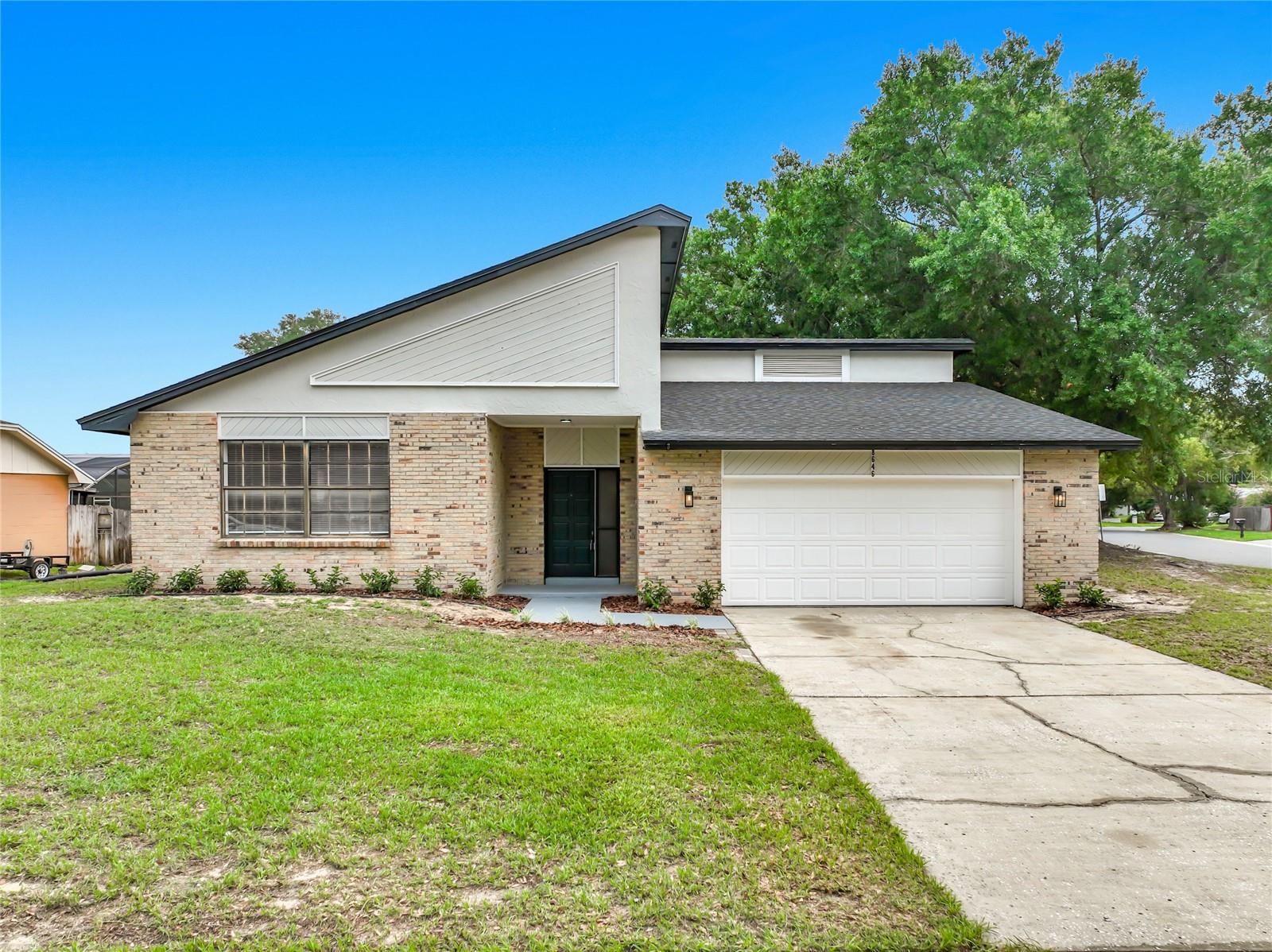 8646 PARK HIGHLAND DRIVE