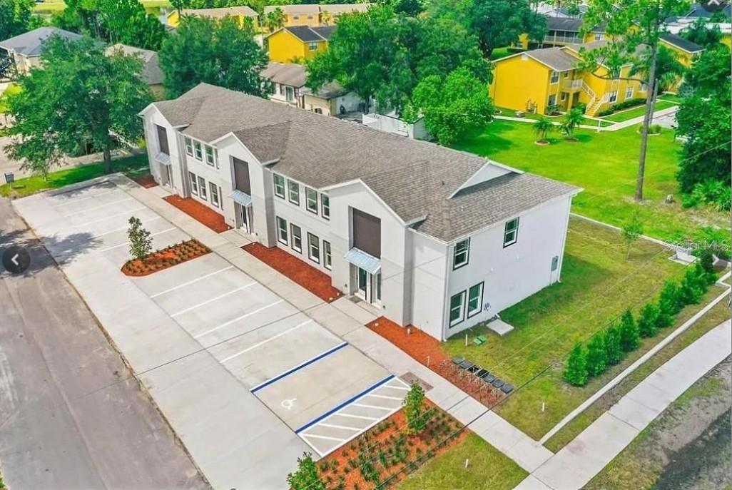 172 BOWIE LANE Unit E
